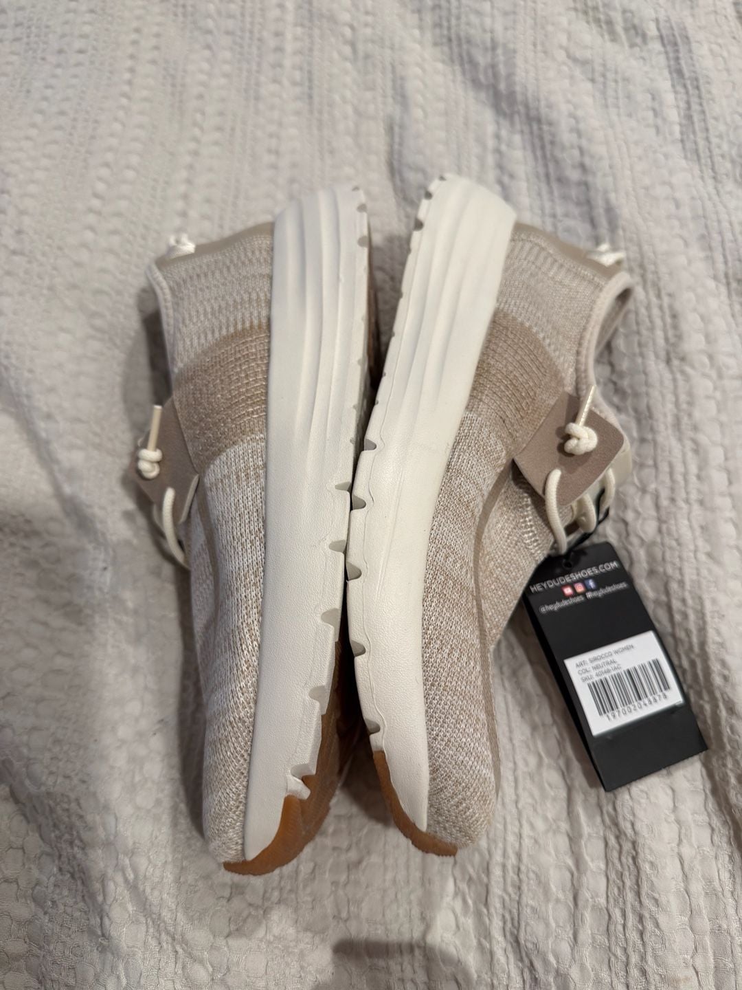 Hey Dude Sirocco Women Size 8 Neutral Slip On Sneakers 7