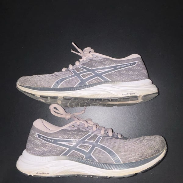 Asics Gel-Excite 7 Size 8 Grey Running Shoes