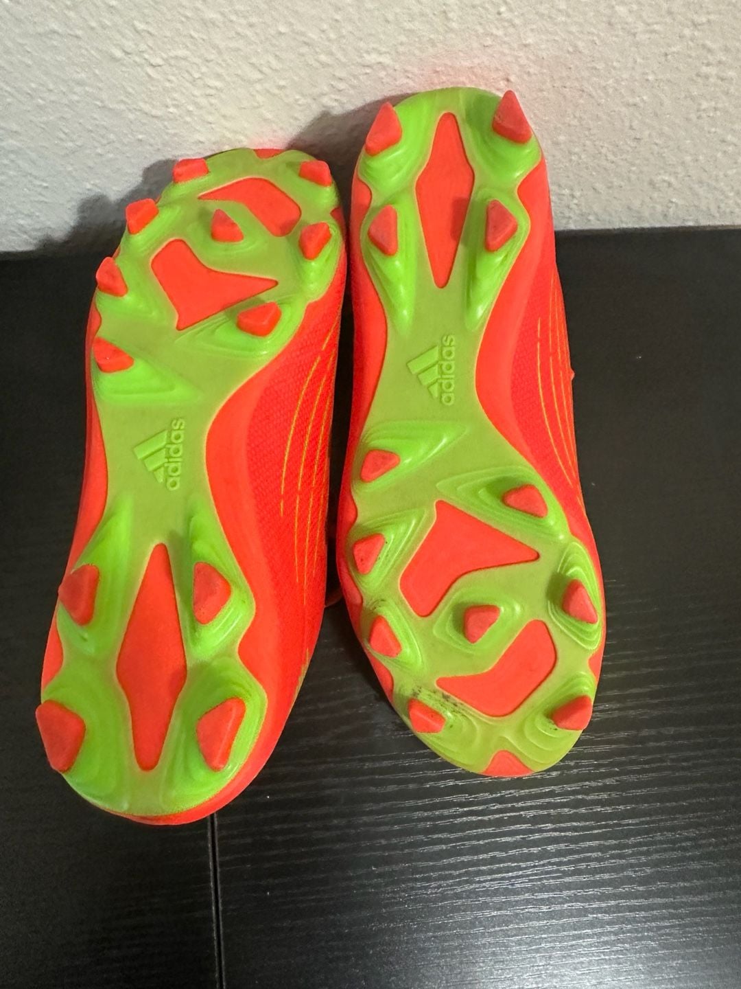 Adidas Predator Edge.4 Soccer Cleats Size 4.5 Solar Red Green 6