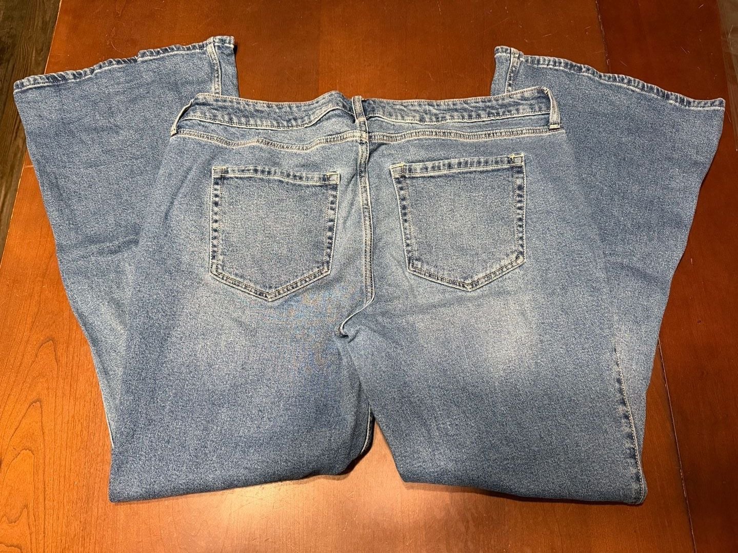 Hollister Denim High-Rise Flare Jeans 4