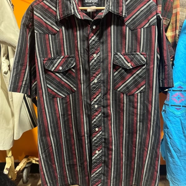 Vintage Wrangler Western Shirt Black Red Striped Pearl Snap Cowboy Short Sleeve