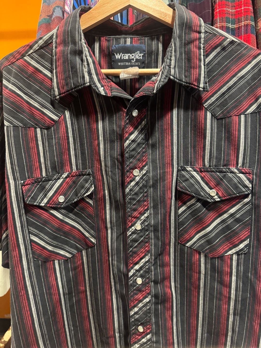 Vintage Wrangler Western Shirt Black Red Striped Pearl Snap Cowboy Short Sleeve 3