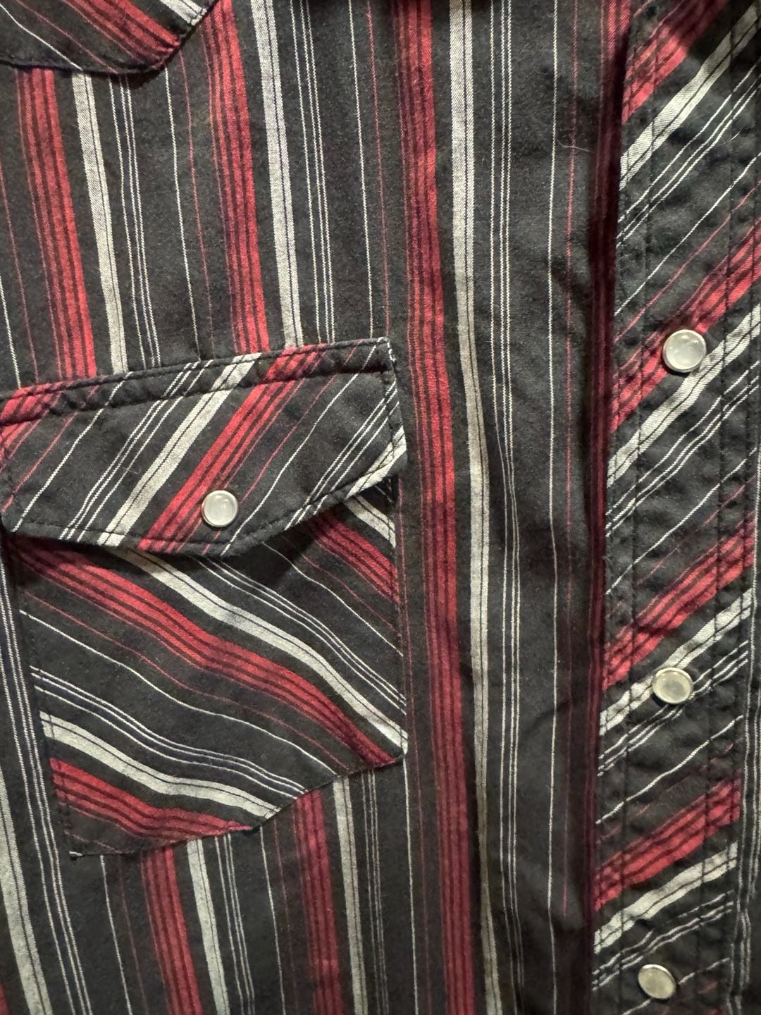 Vintage Wrangler Western Shirt Black Red Striped Pearl Snap Cowboy Short Sleeve 6