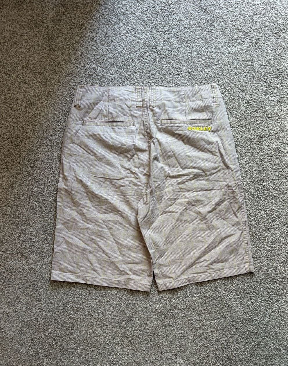 Oakley Plaid Casual Shorts Size 36W Beige Yellow Striped 5