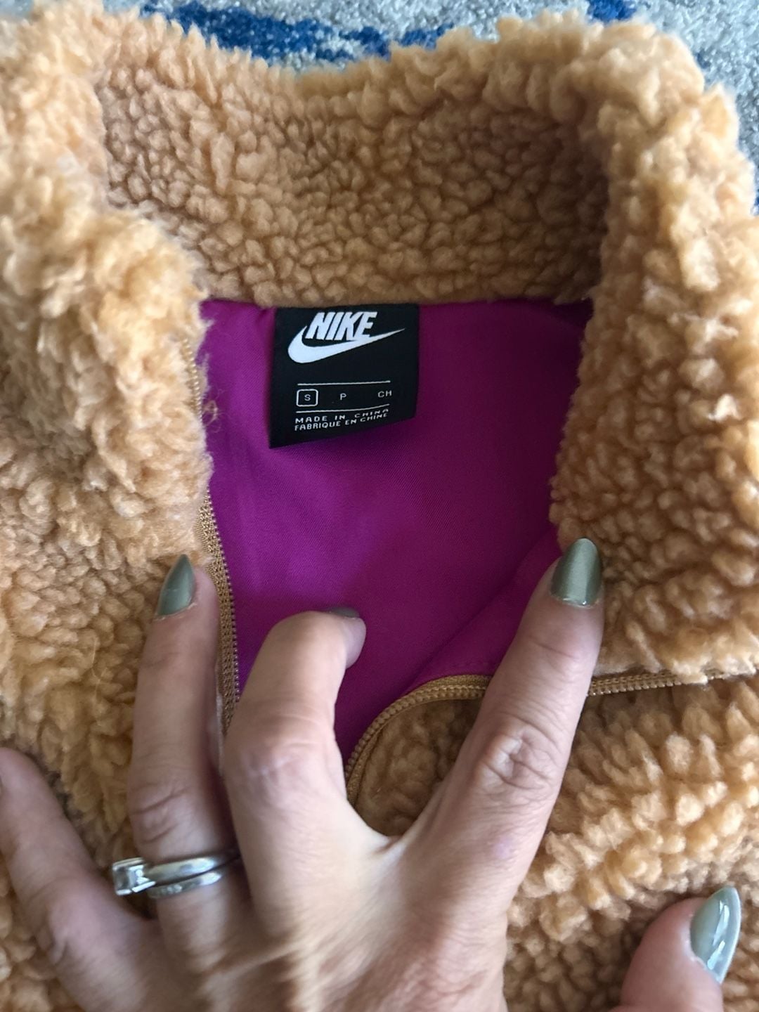 Nike Sportswear Swoosh Sherpa Fleece Jacket sz small 10