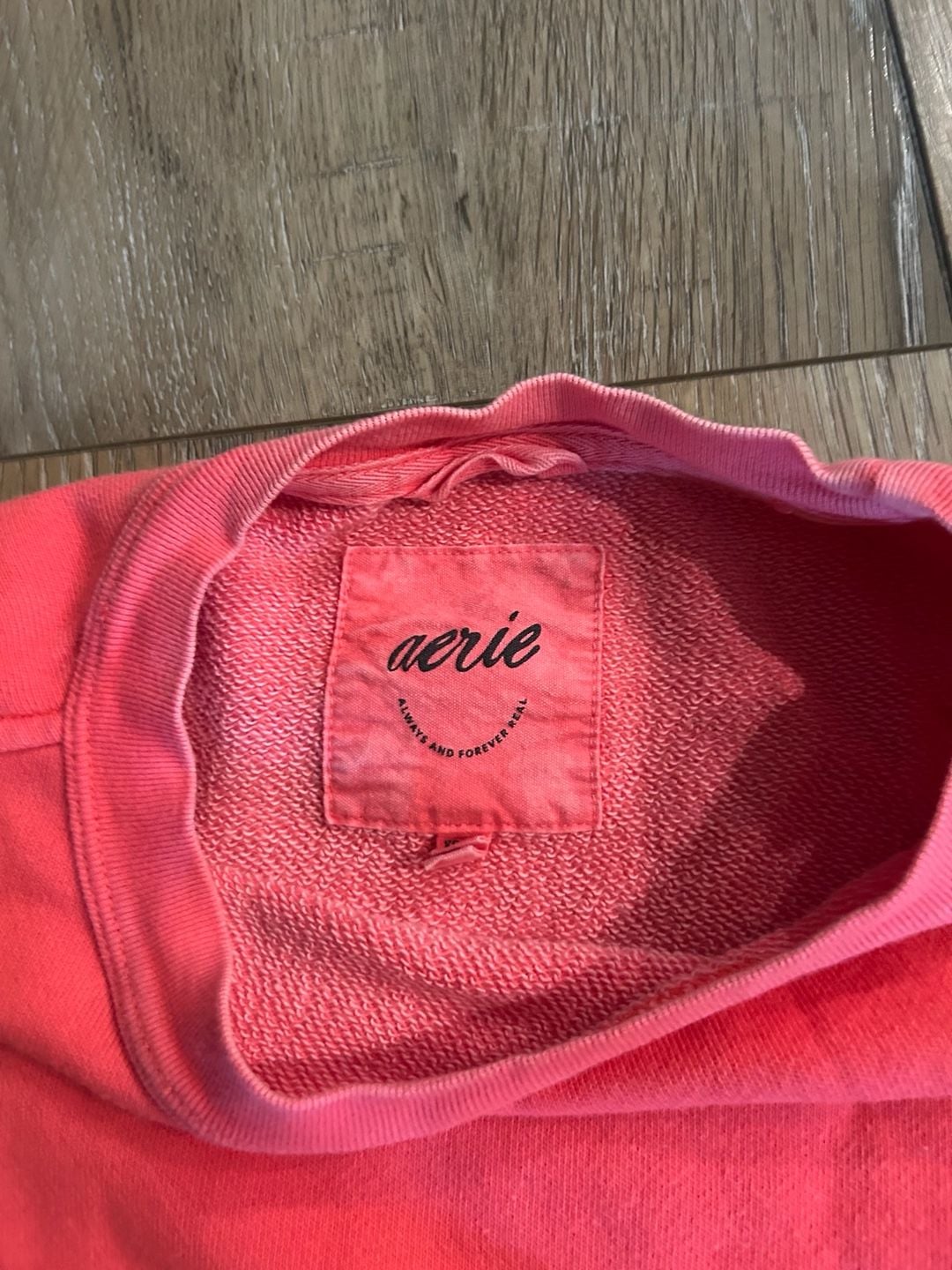 Aerie Très Chic Sweatshirt Size XS Pink Heart Embroidery Pullover 6