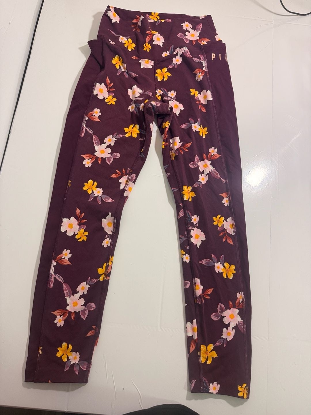 PINK Victoria's Secret Ultimate Leggings Size S Floral Maroon 2