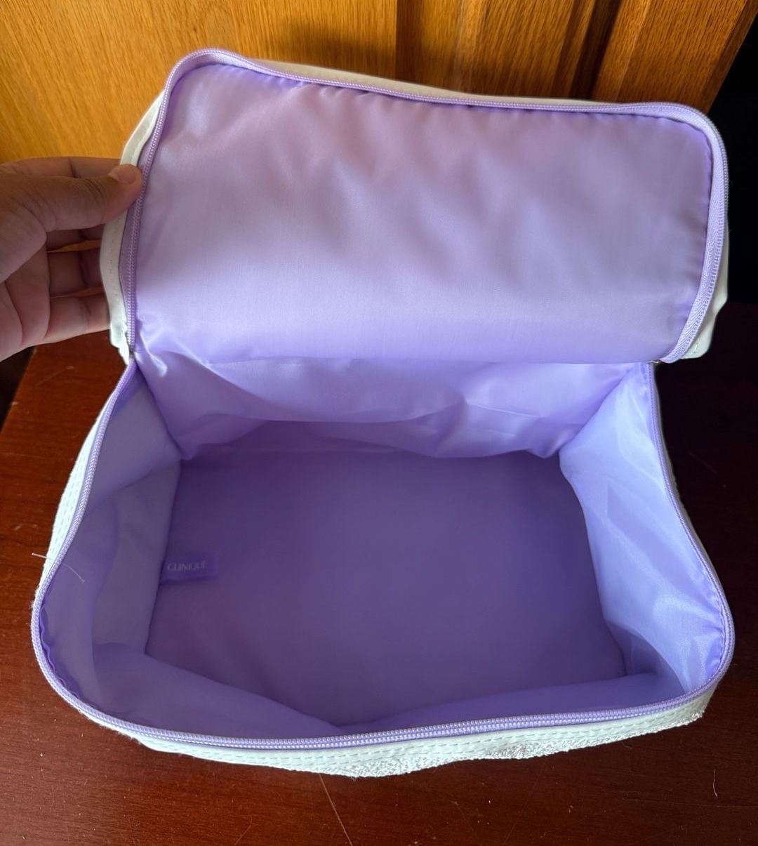 Clinique Skincare Makeup Beauty Cosmetic Train Case Bag Glitter White/Purple 3