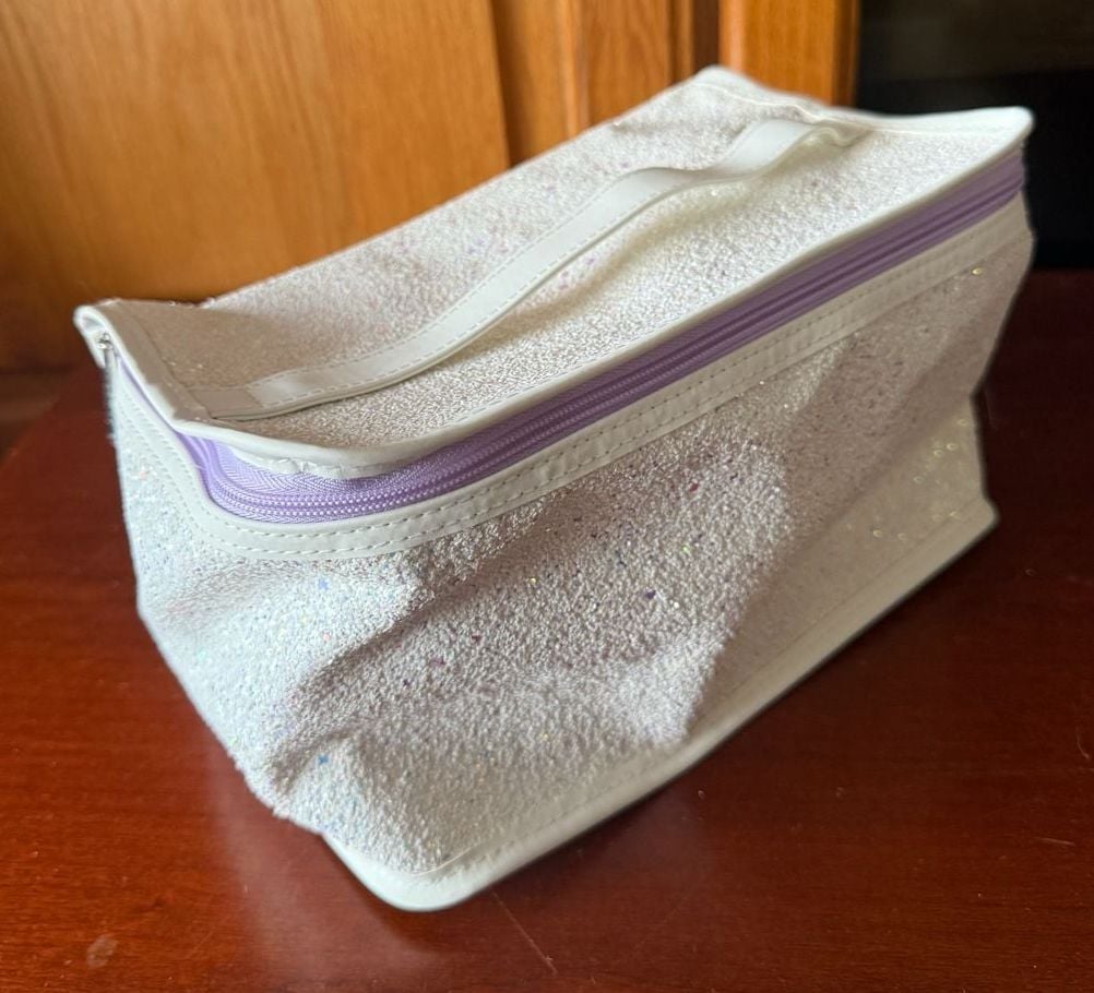 Clinique Skincare Makeup Beauty Cosmetic Train Case Bag Glitter White/Purple 4