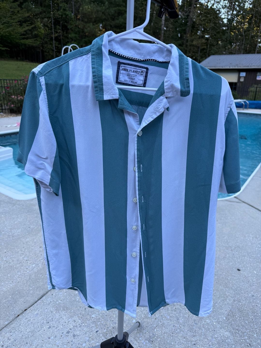 Free Planet Camp Shirt Size Large Green White Striped Short Sleeve 2