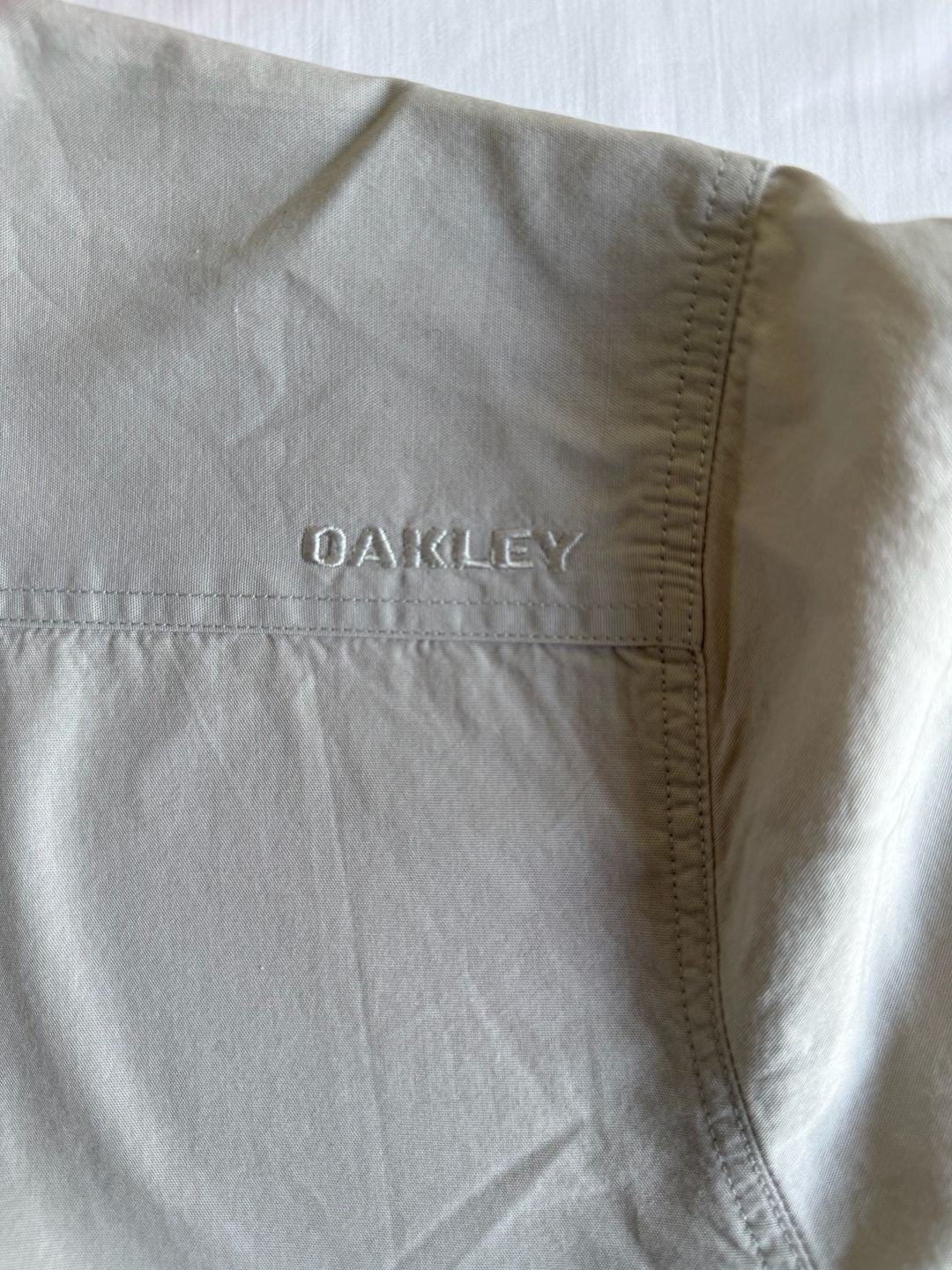 Oakley Long Sleeve Button Up Shirt Size L/G gray/beige Pocket Logo 8