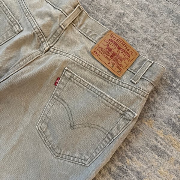 Vintage 90s Levi's 550 Relaxed Fit Jeans Size W36 L30 Tan