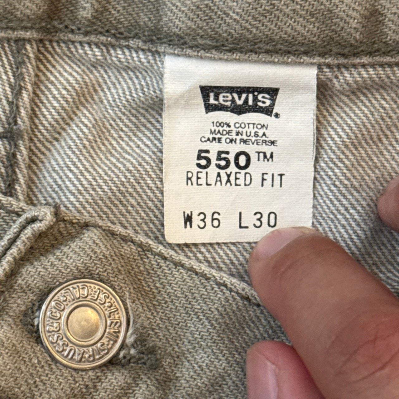 Vintage 90s Levi's 550 Relaxed Fit Jeans Size W36 L30 Tan 5