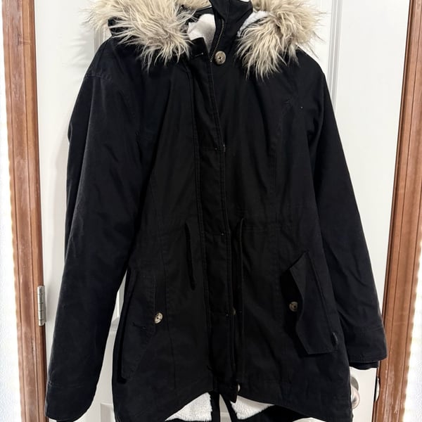 Hollister Heritage Collection Black Faux Fur Hooded Parka Winter Coat Size M