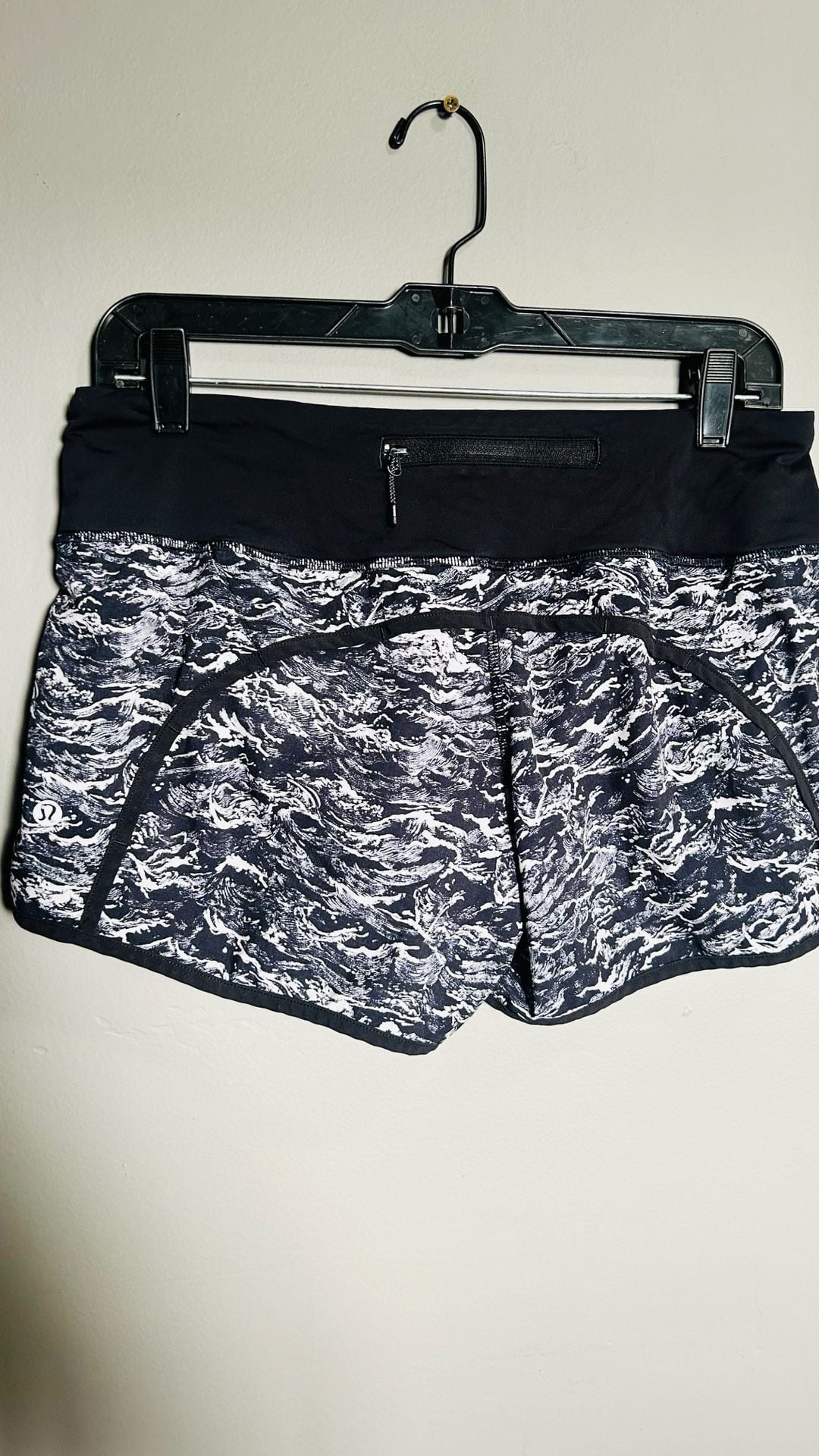 Lululemon Speed Short Womens Sz 2 Nami Wave White Black High Waist Stretch Zip. Pc 155 3