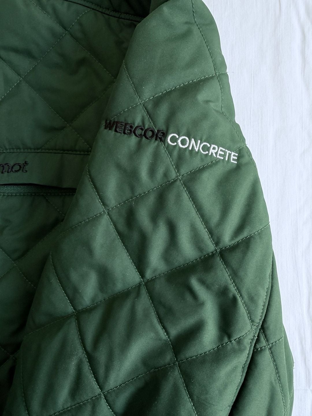Marmot Quilted Jacket Size Large Green Primaloft Webcor Concrete Logo campcore 3