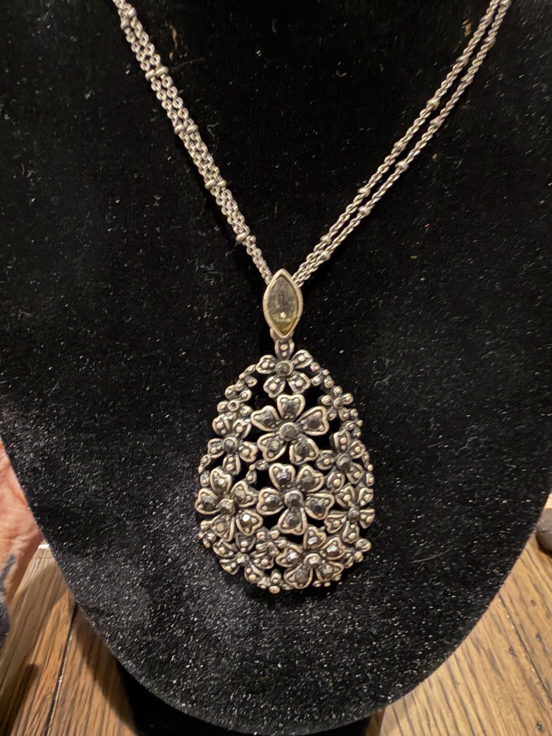 Avon Jose Barrera Silver Teardrop Pendant Necklace with Marcasite Flowers 2