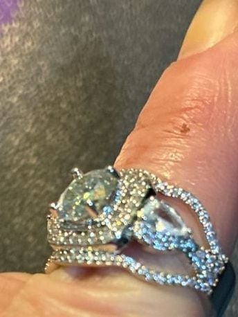 Shop Classic Round Cut Moissanite Engagement Ring 3 Stone Design 7