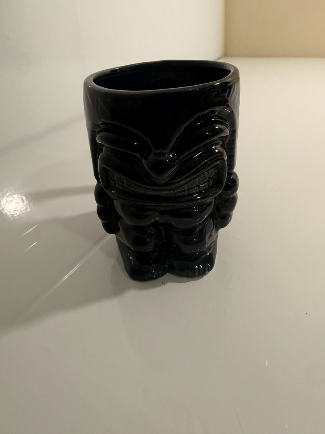 Unbranded Black Ceramic Tiki Mug Coffee Cup Hawaii Luau 12 oz 7