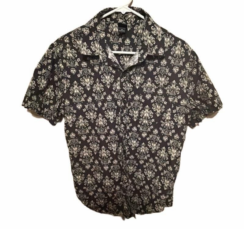 Disney Our Universe Haunted Mansion Shirt Mens Medium Button Up Short Sleeve 2