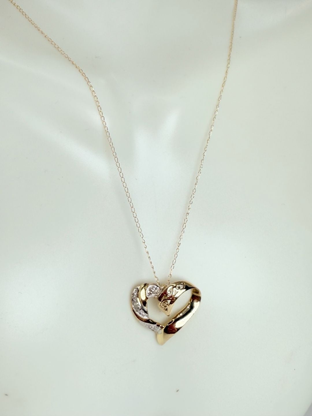 Estate 14K Two-Tone Diamond Heart Pendant Necklace 4