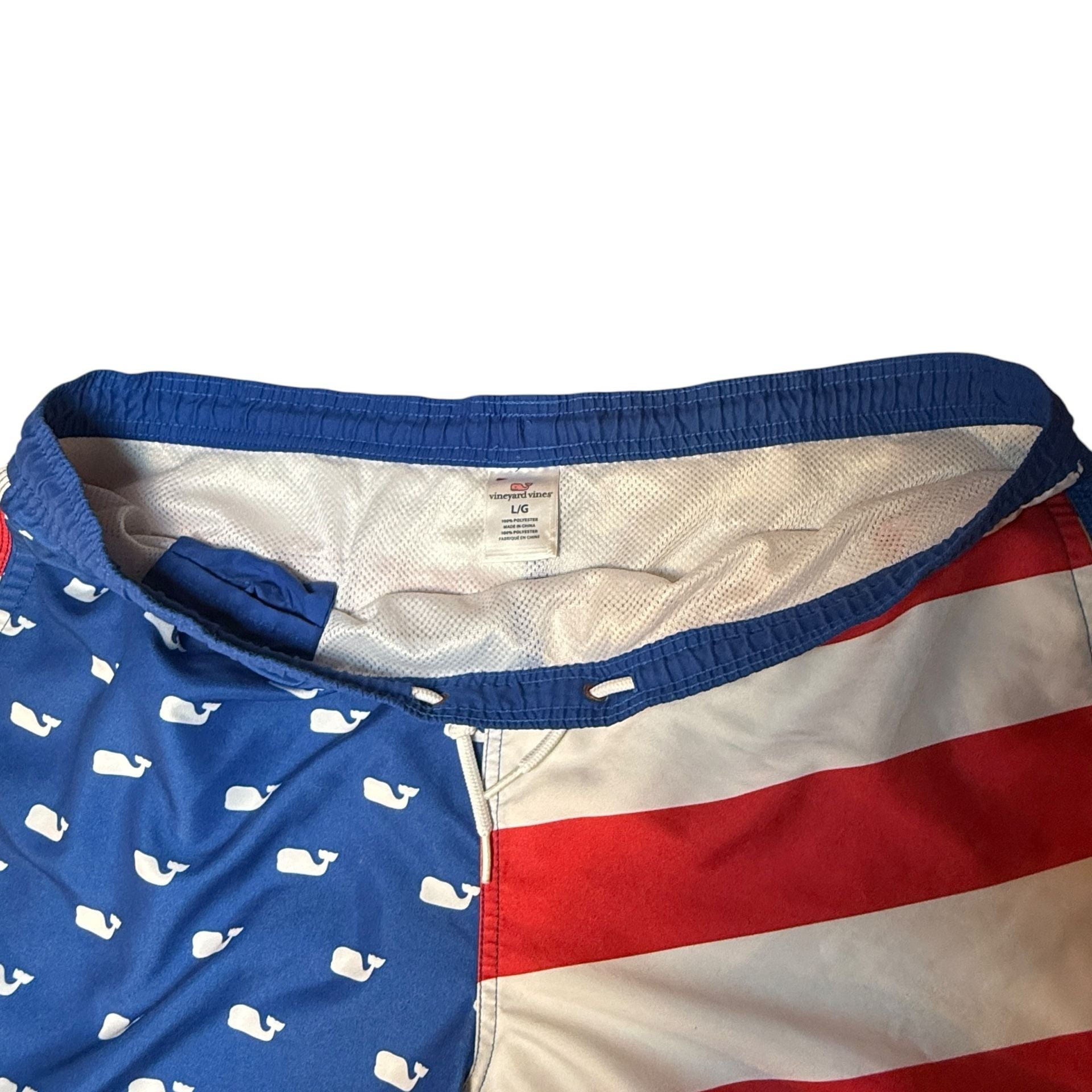 Vineyard Vines American Flag Whale Swim Trunks Size L/G 7