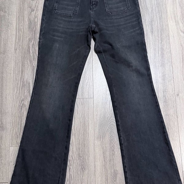 10.11 Studios High Rise Flare Jeans Size 11 Black Patch Pockets Stretch Denim