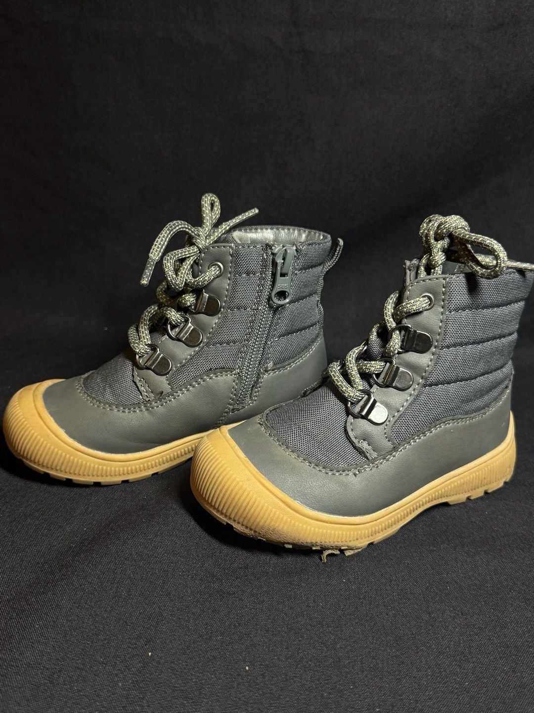 Cat & Jack Gray Kids Ankle Boots Size 7 2