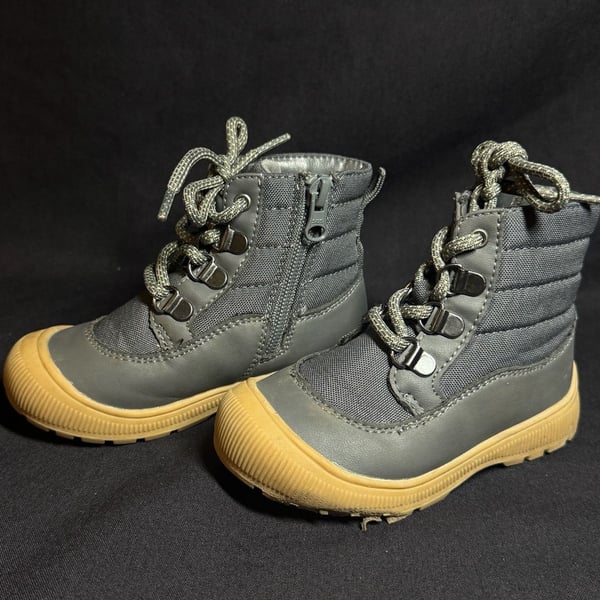Cat & Jack Gray Kids Ankle Boots Size 7