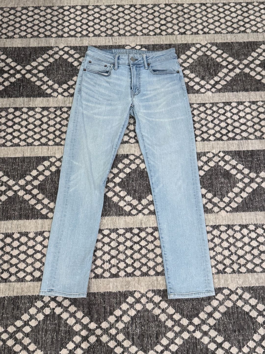 American Eagle NE(X)T Level Flex Athletic Fit Jean Light Wash 2