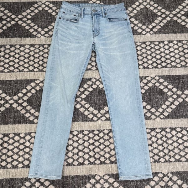 American Eagle NE(X)T Level Flex Athletic Fit Jean Light Wash