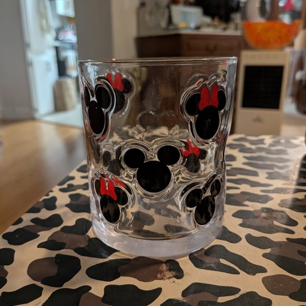 Disney Minnie Mouse Embossed Glass Tumbler