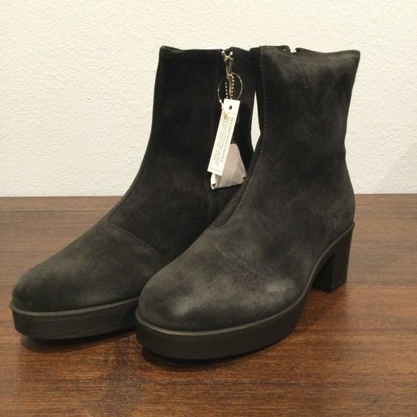 Lazo Siren Boots Obsidian Black Size 6.5