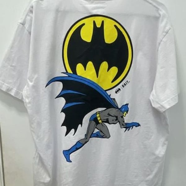Bait Batman DC Comics White Graphic T-Shirt X-Large