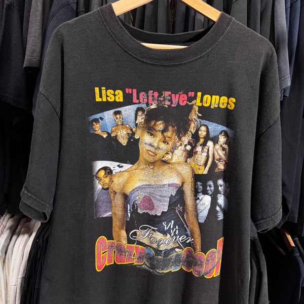 Delta Lisa Left Eye Lopes T Shirt Size XL Black Memorial Rap Tee Faded