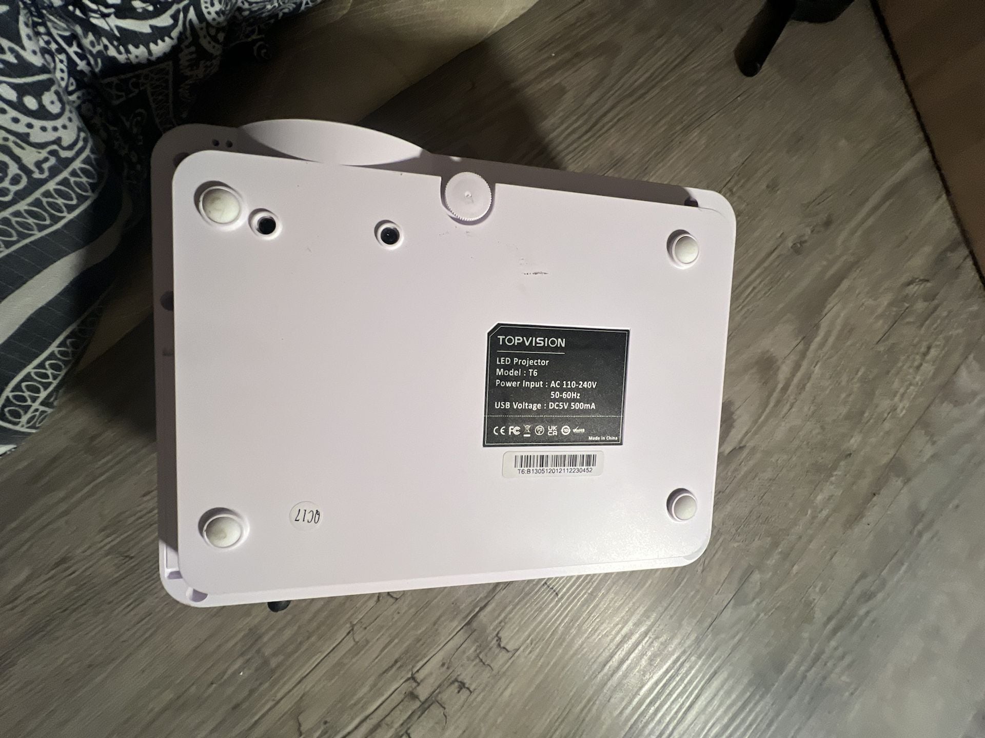 TOPVISION Projector Model T6 White LED Projector 2