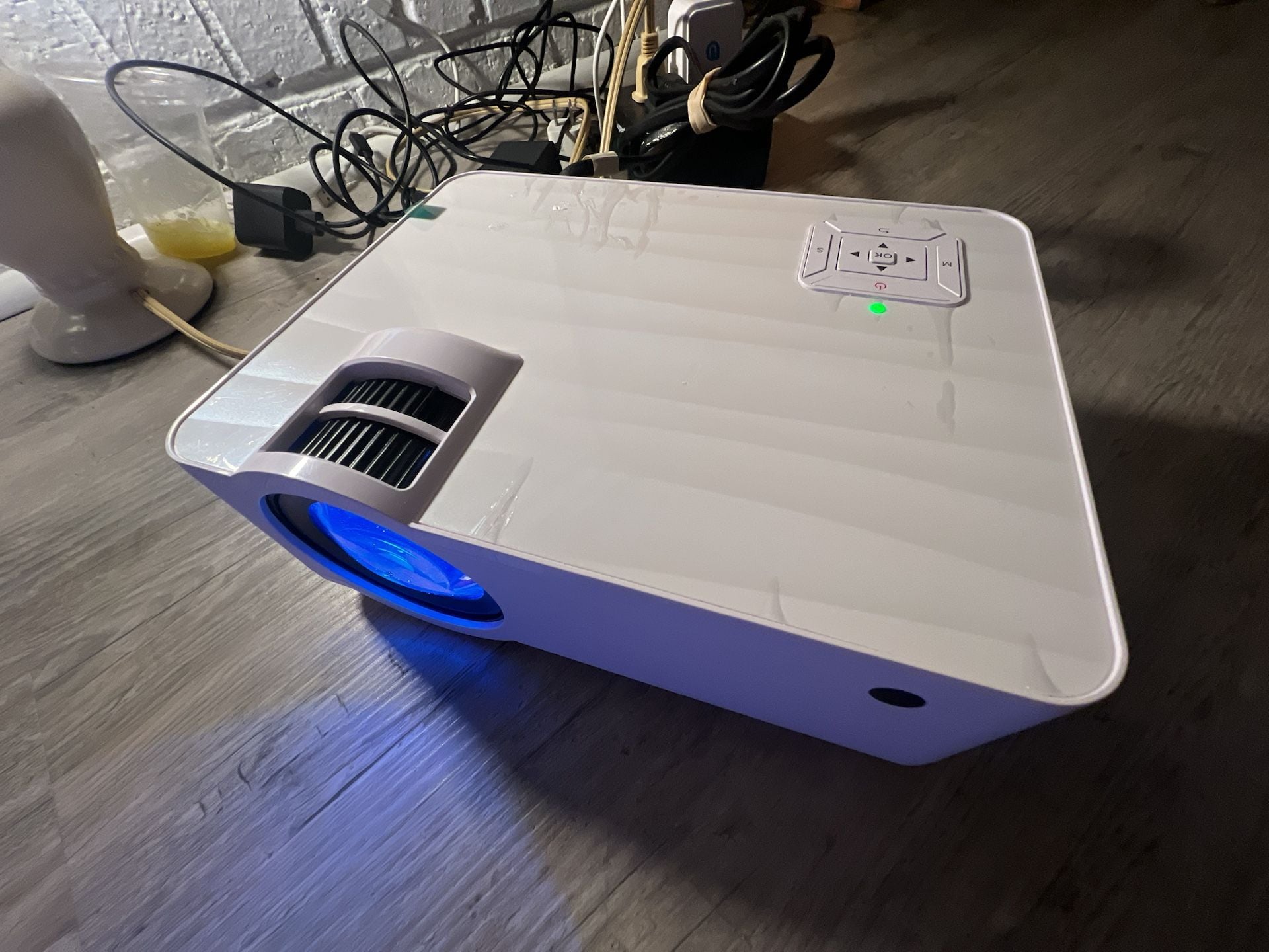 TOPVISION Projector Model T6 White LED Projector 6