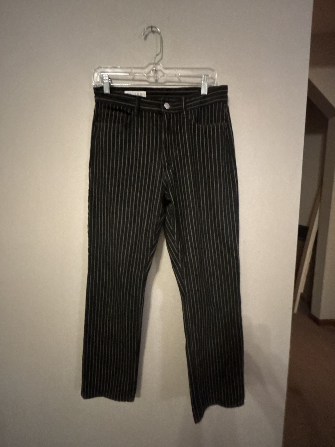 Zara Black and White Pinstripe Pants Size 28 2