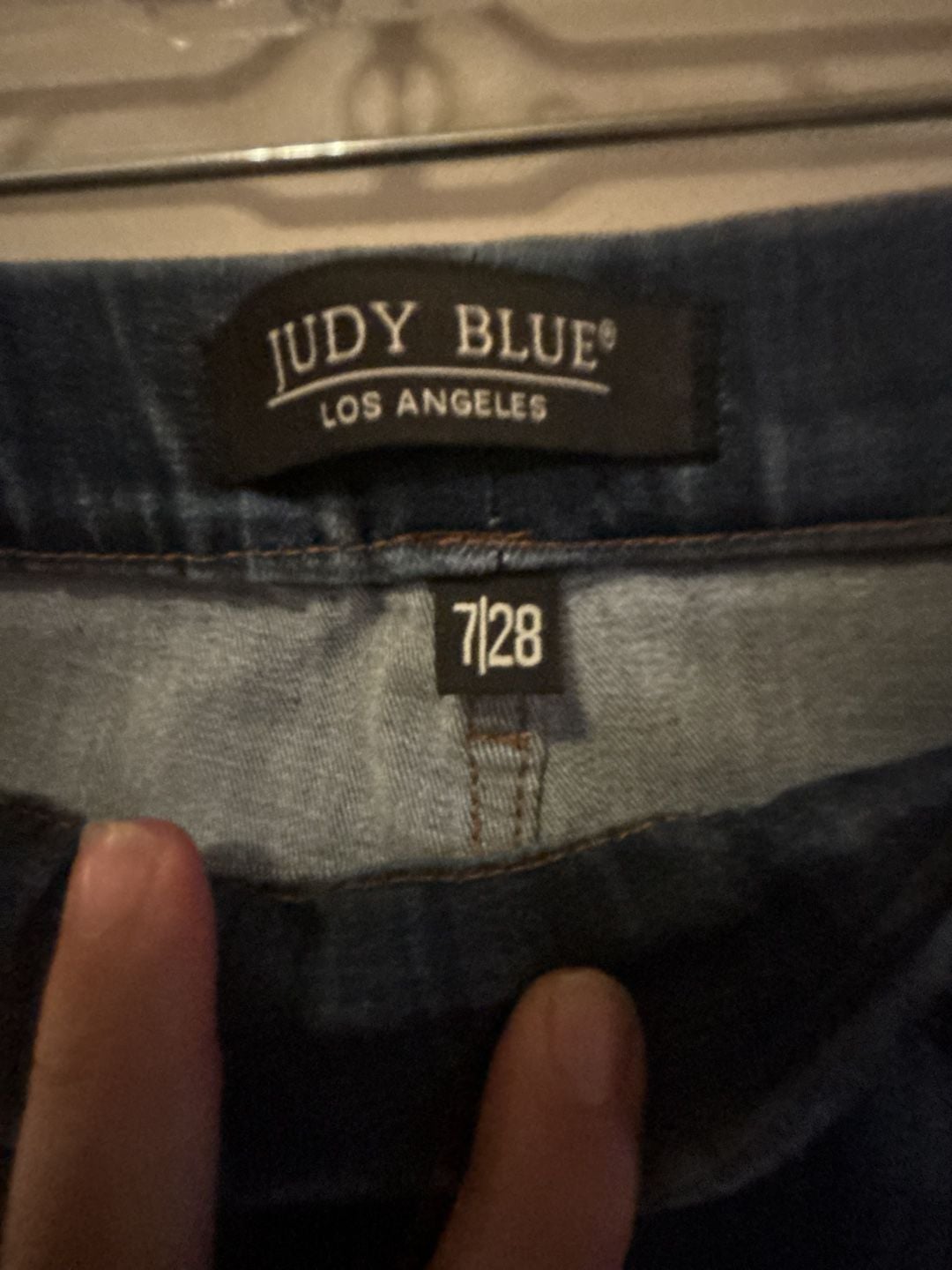Judy Blue Skinny Fit Capri Size 7/28 Dark Wash Denim Jeans 4