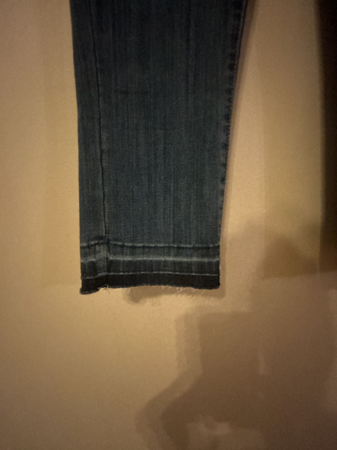 Judy Blue Skinny Fit Capri Size 7/28 Dark Wash Denim Jeans 6