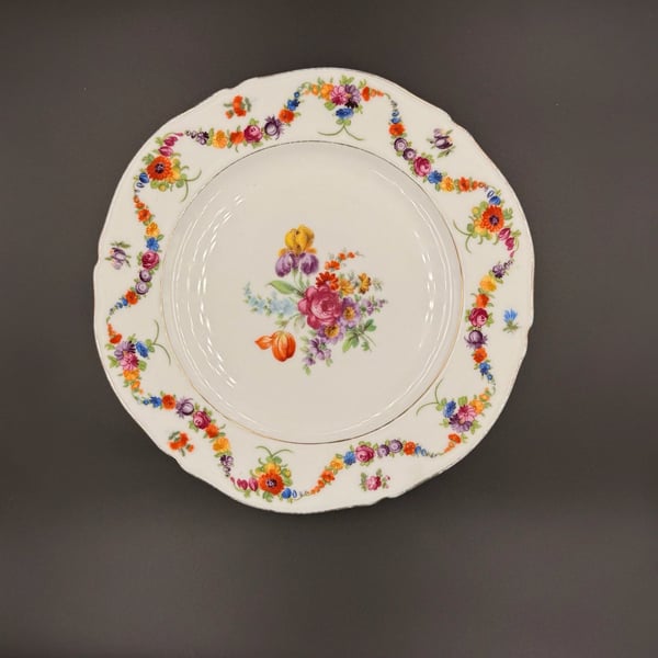 Epiag Czechoslovakia Porcelain Floral Garland Bouquet Gold Trim Salad Plate
