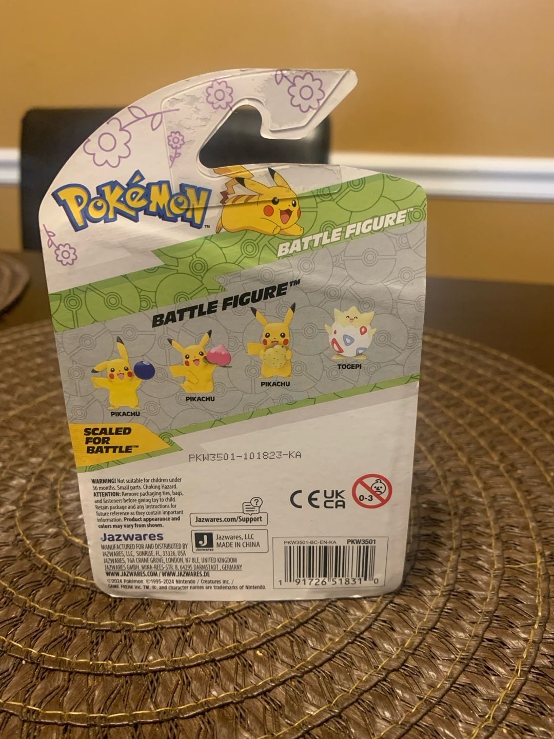 Jazwares Pokemon Battle Figure Pikachu Pecha Berry 2