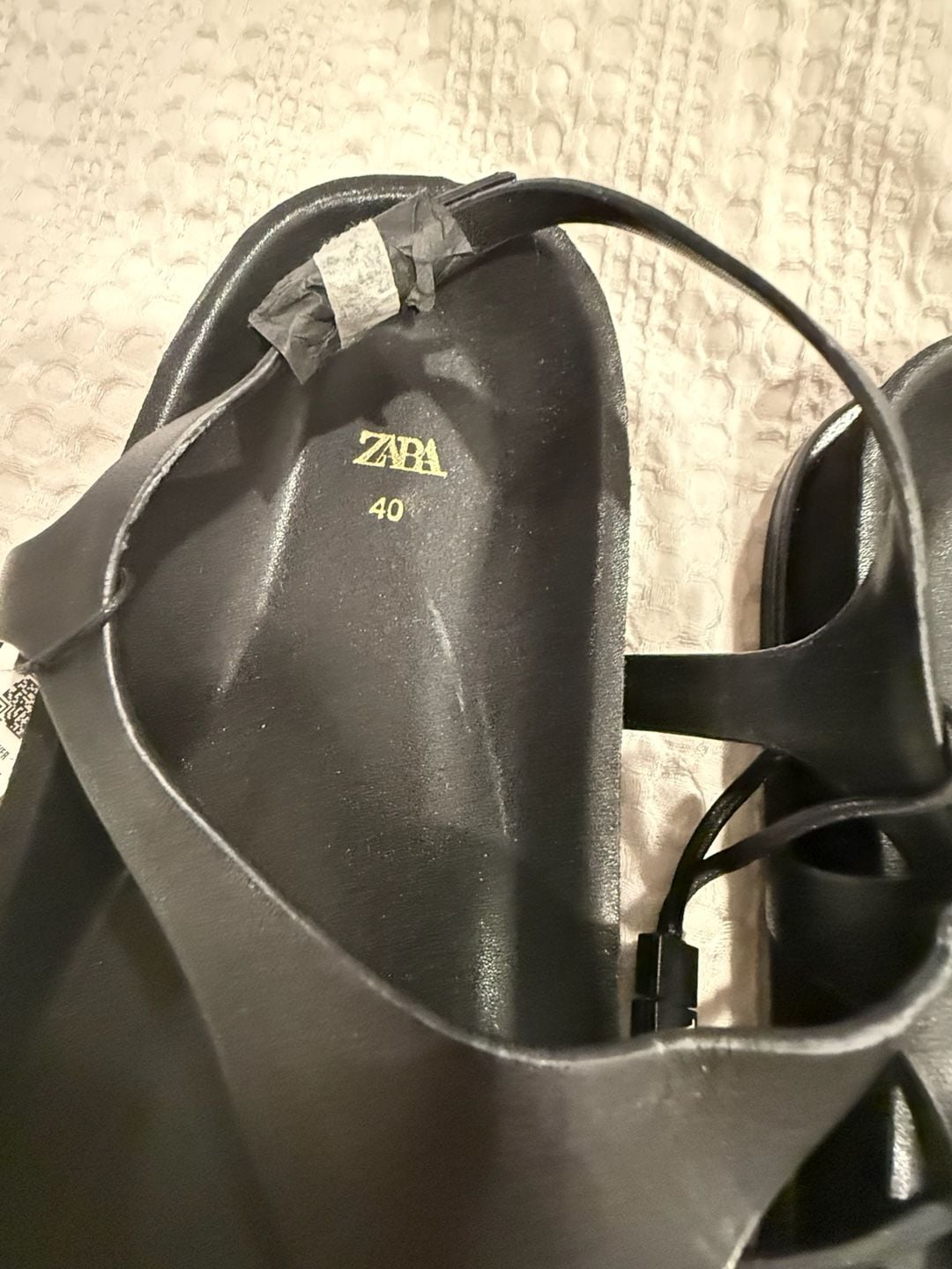 Zara Flat Sandal Size 40 Black Ankle Strap Thong Shoes 3