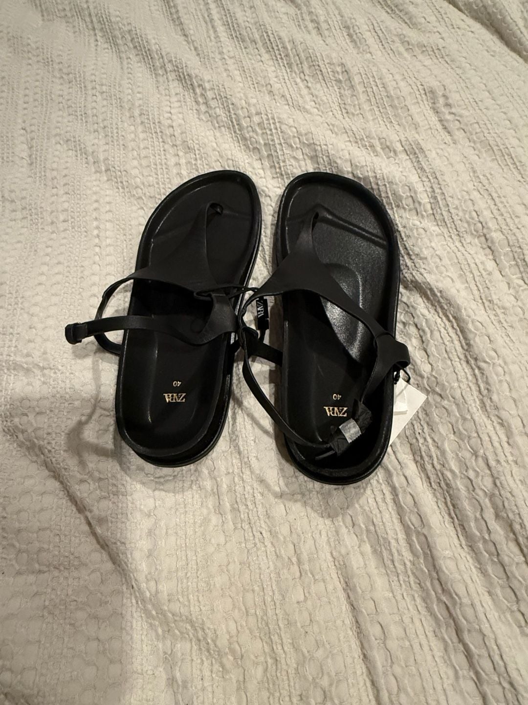 Zara Flat Sandal Size 40 Black Ankle Strap Thong Shoes 5
