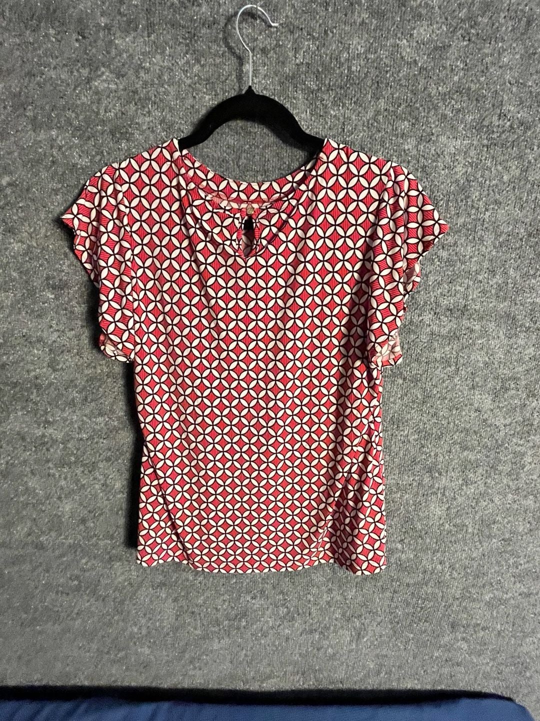 Liz Claiborne Red Geo Pattern Short Sleeve Top Size PM 003-160 2