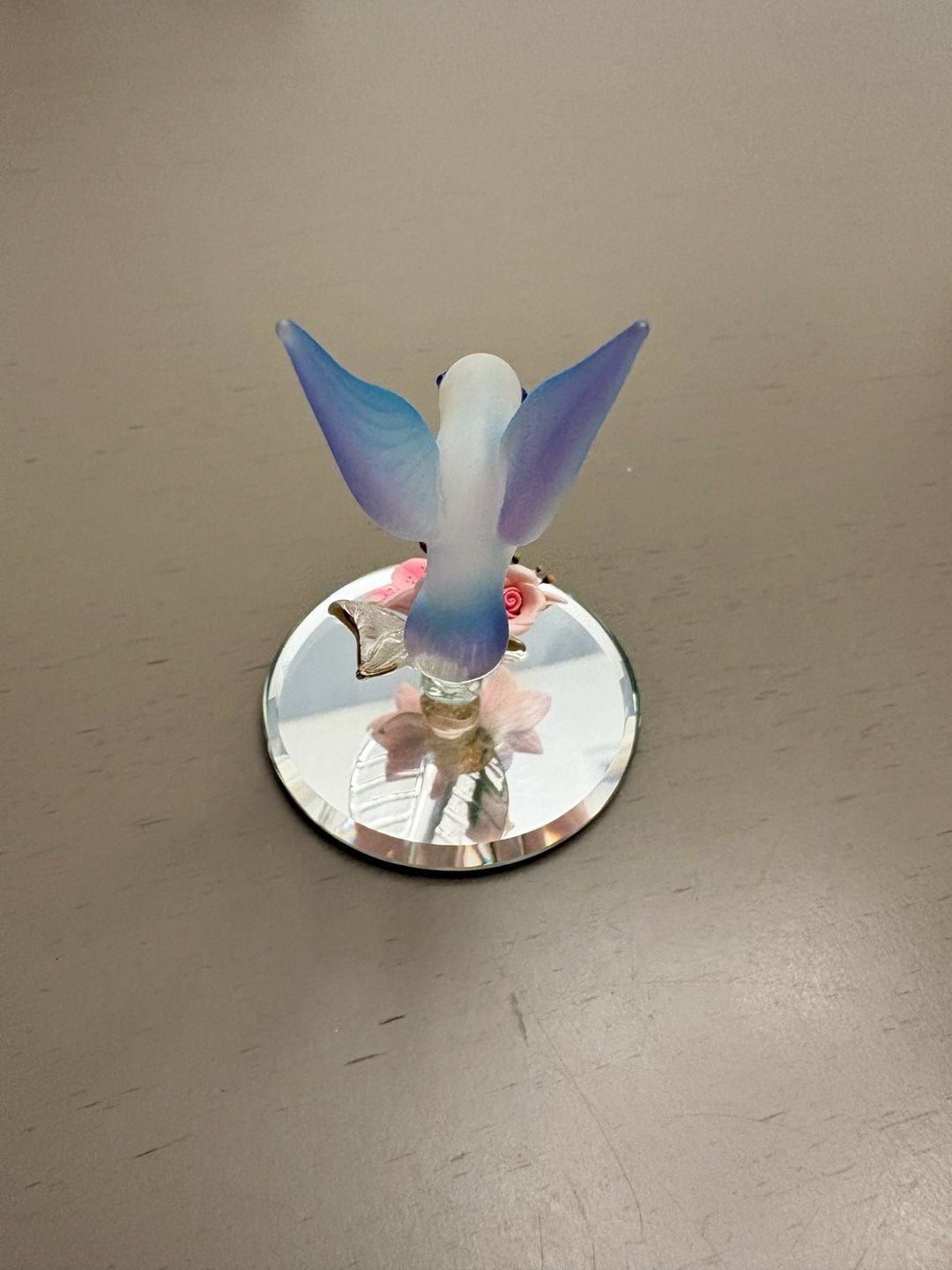 Glass Baron Hummingbird Figurine with Flowers and Mirrored Base 3