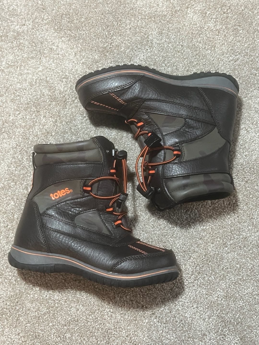 Totes Romeo Camo Toddler Boy's Winter Snow Boots Size 2 Medium -brown and Camo 9