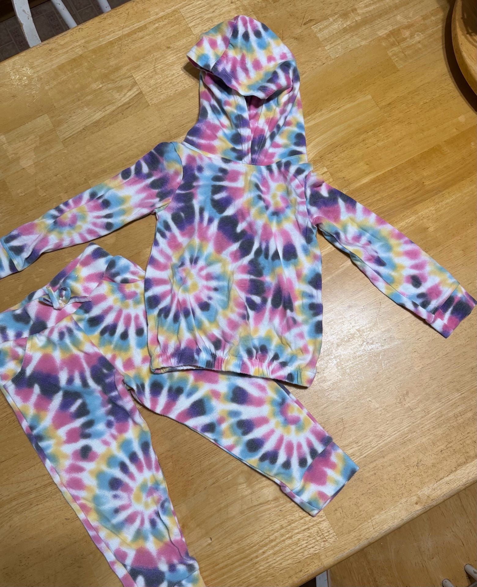 3T Girls Long Sleeve Tie Dye Cozy Split Neck Top - MULTI 1