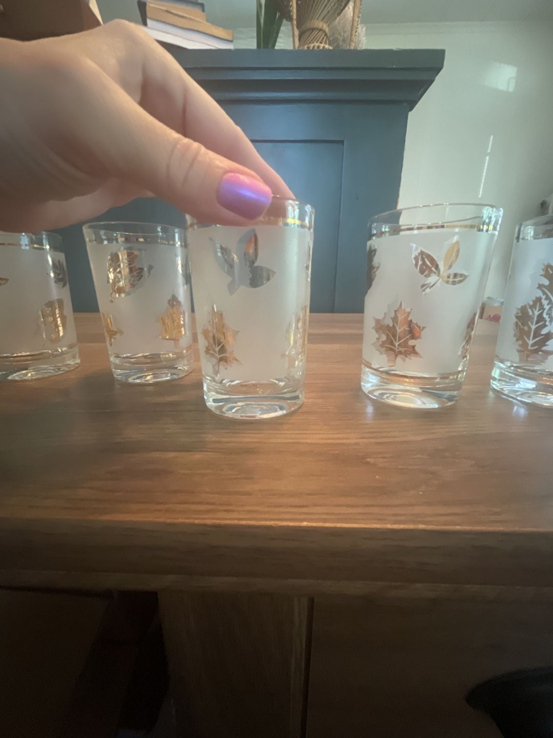 Vintage Libby Frosted Juice Glasses with Gold Leaf Design Set of 5 9
