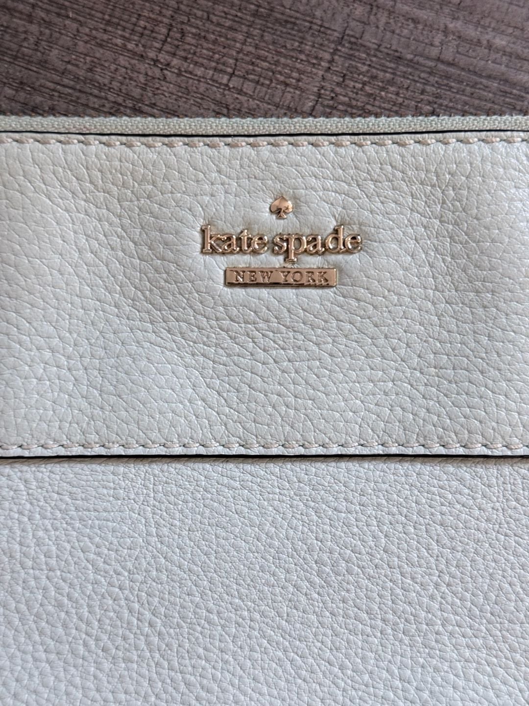Kate Spade New York Leather Clutch Light Gray Pebbled 5